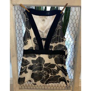White House Black Market 100% silk floral tank black and white Small S
